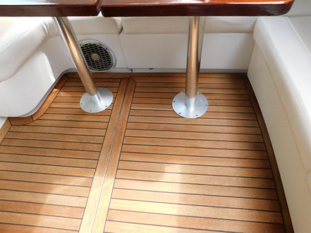 Sea Ray 470 Sundancer image