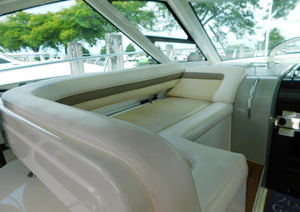 Sea Ray 470 Sundancer image