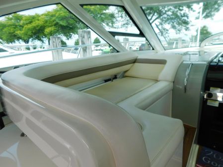 Sea Ray 470 Sundancer image