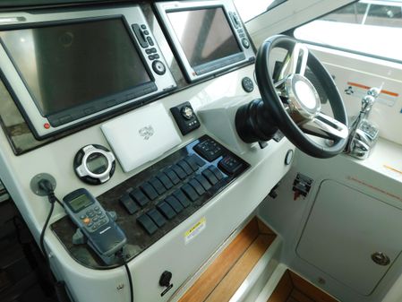 Sea Ray 470 Sundancer image