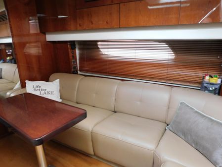 Sea Ray 470 Sundancer image