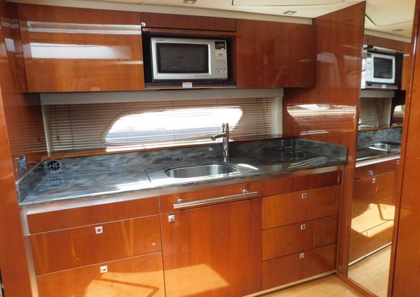 Sea Ray 470 Sundancer image