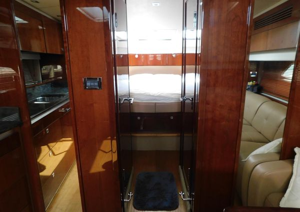 Sea Ray 470 Sundancer image