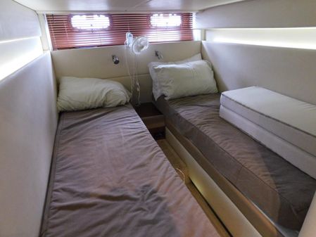 Sea Ray 470 Sundancer image