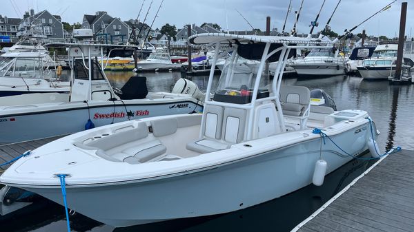 Sea Fox 228 Commander