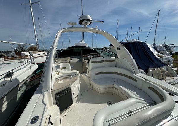 Sea Ray 320 Sundancer image