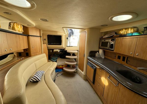 Sea Ray 320 Sundancer image