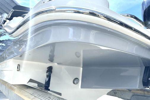 Sea Ray 270 SDX Outboard image