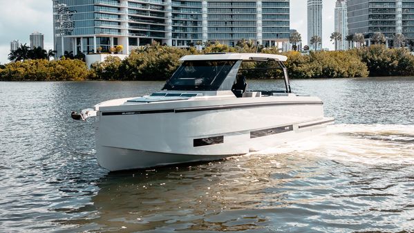 De Antonio Yachts D36 OPEN image