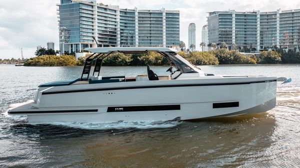 De Antonio Yachts D36 OPEN 