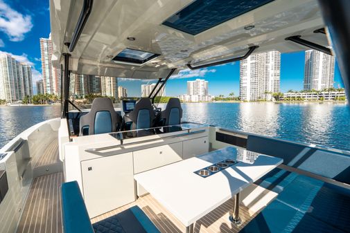 De Antonio Yachts D36 OPEN image