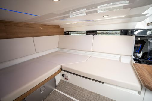 De Antonio Yachts D36 OPEN image