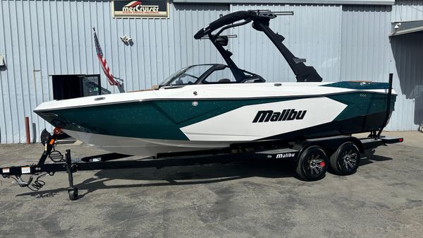 Malibu Wakesetter 23 LSV 