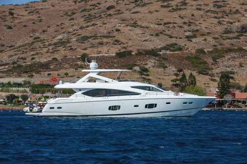 Sunseeker 88 Yacht image