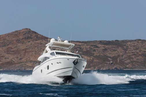 Sunseeker 88 Yacht image