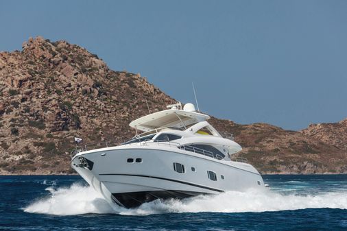 Sunseeker 88 Yacht image