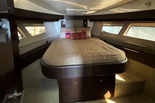 Sea Ray 400 Sundancer image