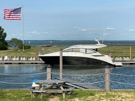 Sea Ray 400 Sundancer image