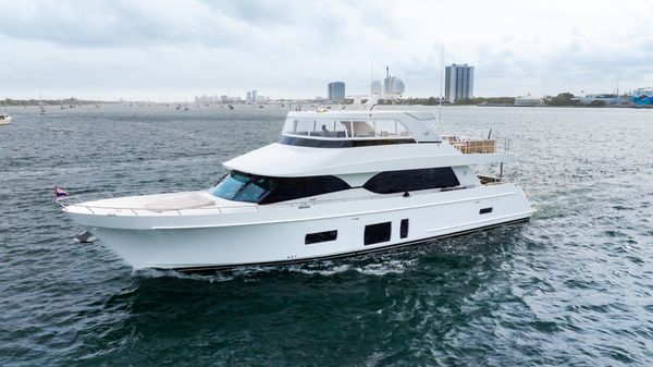 Ocean Alexander 85 E