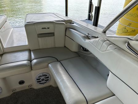 Sea-ray 270-SLX image