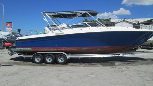 Contender 35 Express Side Console 