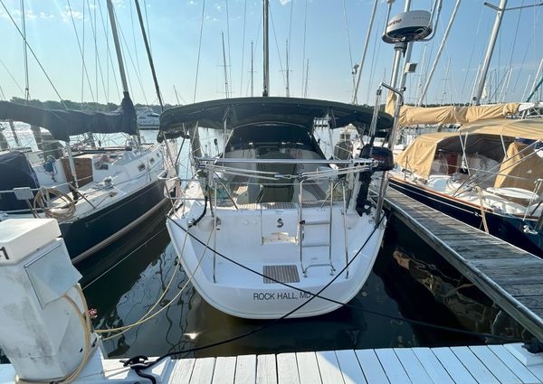 Beneteau 393 image