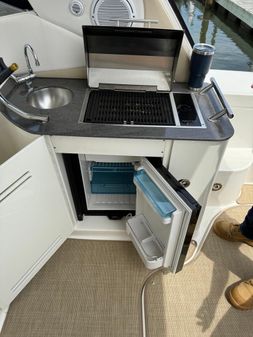 Sea Ray 370 Sundancer image