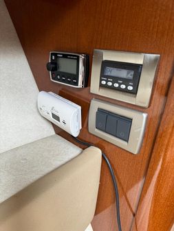 Sea Ray 370 Sundancer image