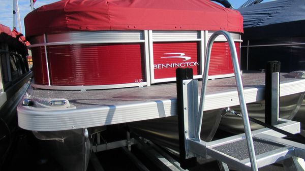 Bennington 22 SXSRC