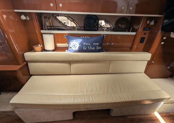 Sea Ray 330 Sundancer image