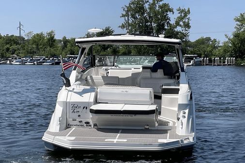 Sea Ray 320 Sundancer image