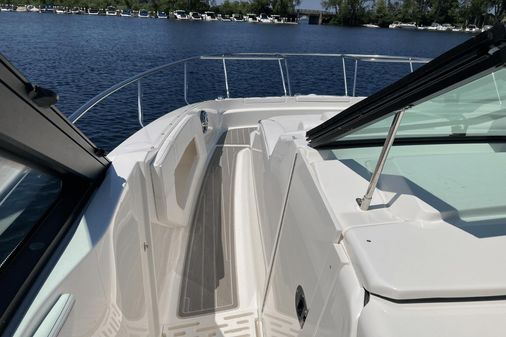 Sea Ray 320 Sundancer image