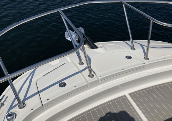 Sea Ray 320 Sundancer image