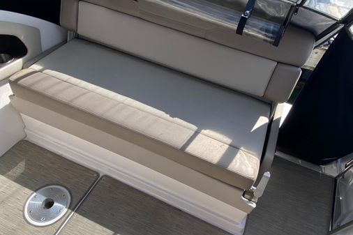 Regal 28 Express image
