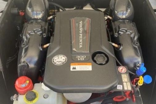 Regal LS4 image