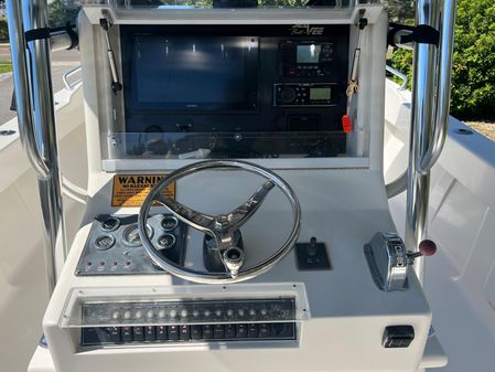 SeaVee 32 Cuddy Inboard Diesel image