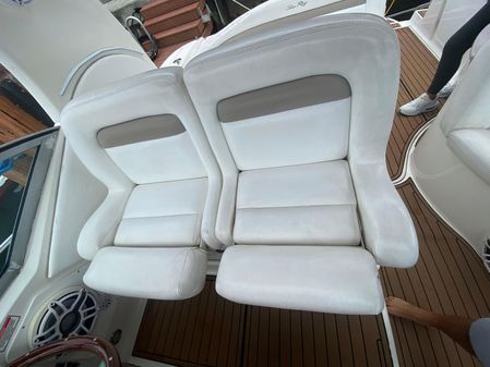 Sea-ray 320-SUNDANCER image