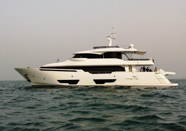 Custom Line Navetta 28 image