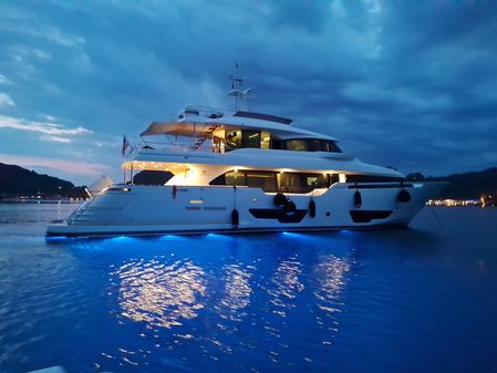 Custom Line Navetta 28 image