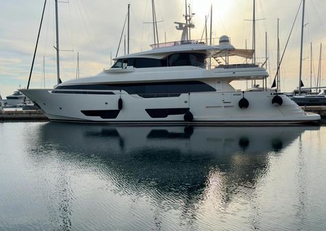 Custom Line Navetta 28 image