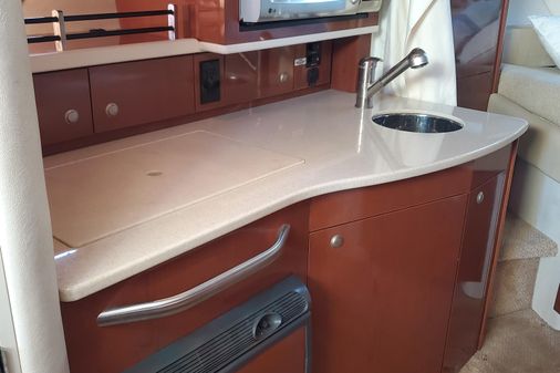 Sea Ray 310 Sundancer image