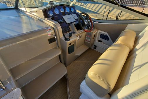 Sea Ray 310 Sundancer image