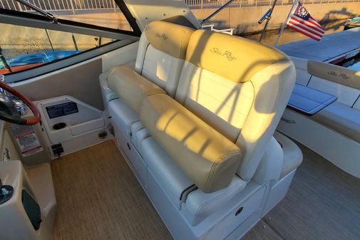 Sea Ray 310 Sundancer image