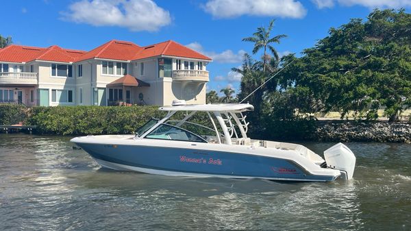 Boston Whaler 320 Vantage