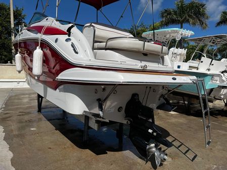 Crownline 250 CR image
