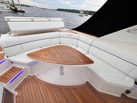 Sea Ray 350 SLX image