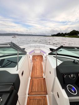 Sea Ray 350 SLX image