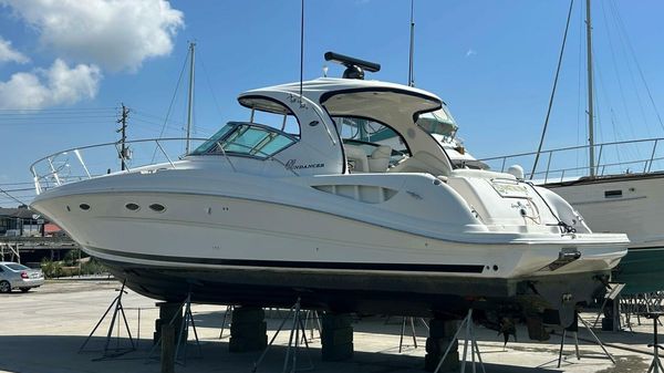 Sea Ray 420 Sundancer 