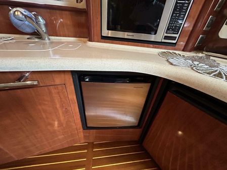 Sea Ray 420 Sundancer image