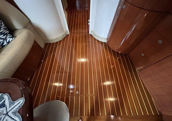 Sea Ray 420 Sundancer image